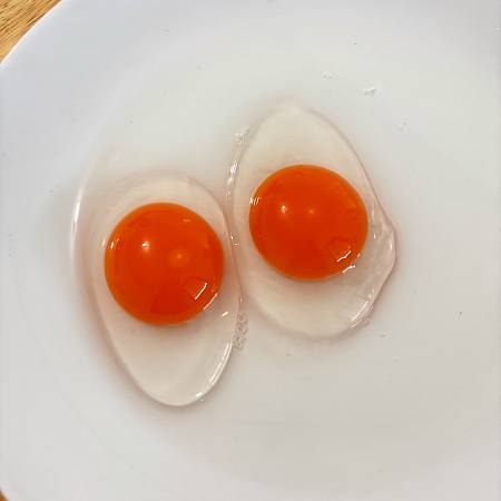 High-quality egg production